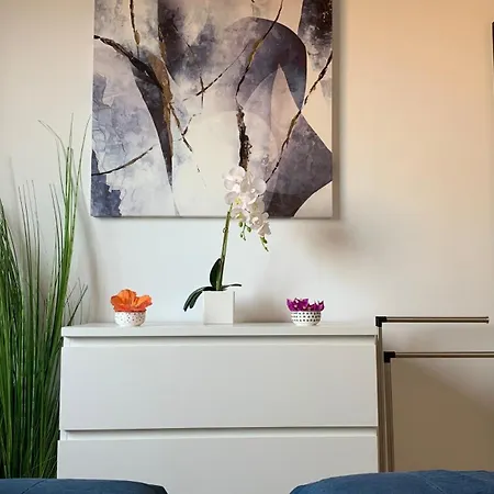 Bedroom With Shared Bathroom And Swimming Pool Отель типа 